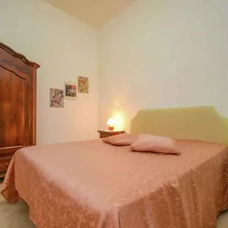 Apartment 3 *