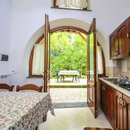 Apartment 3 *